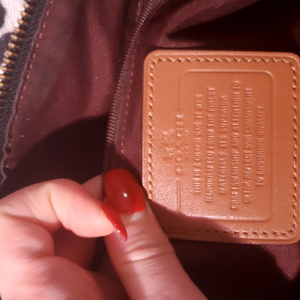 Coach Bag - Picture 6 of 8